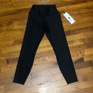 Alo 7/8 black Airlift legging